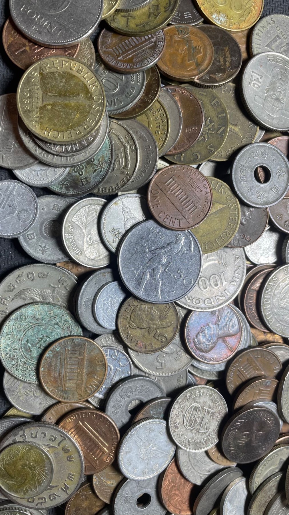 神仙姐姐散币专场第四期（无佣金，预留一期） 多国683克202个硬币，有多少氧化瑕疵币，不蒙不骗品相如图，介意者勿拍