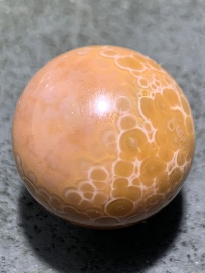 精美高玉化战国红玛瑙气泡纹大圆珠一颗！ 精美高玉化战国红玛瑙气泡纹大圆珠一颗！