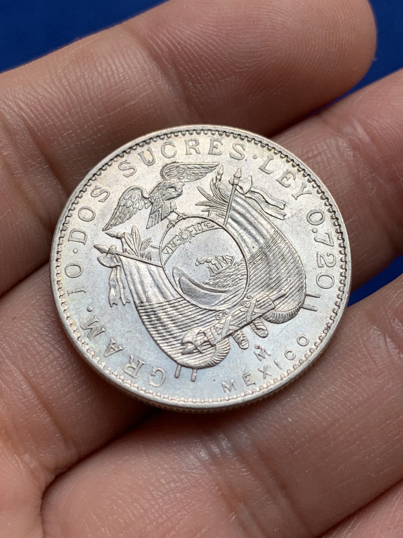 《竞宝斋》第209场-周日，周一 2场 (全场包邮) 厄瓜多尔1944年2苏银币，UNC品质