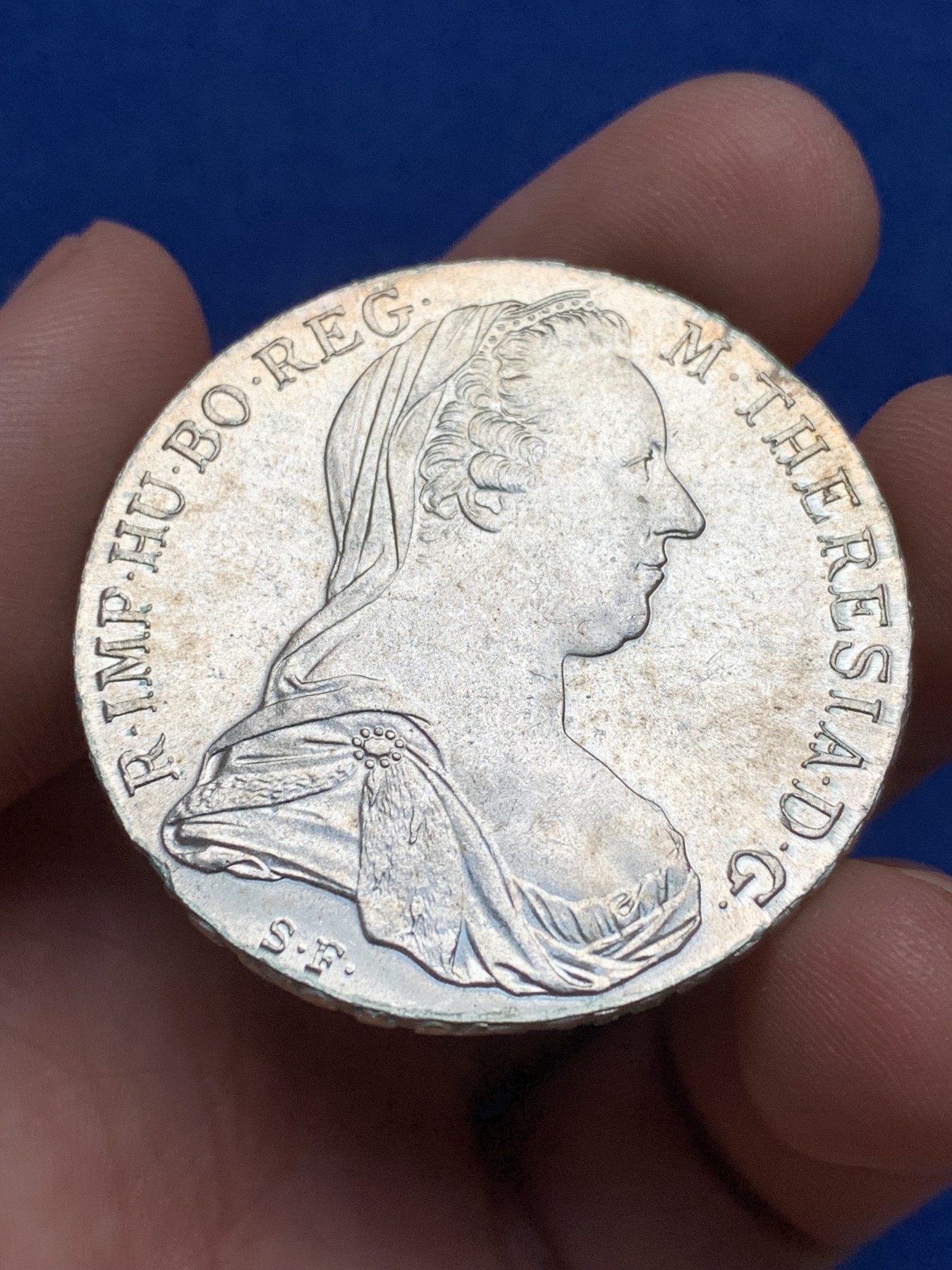 《竞宝斋》第209场-周日，周一 2场 (全场包邮) 奥匈帝国大奶妈银币 官方现代后铸版 UNC原光好品