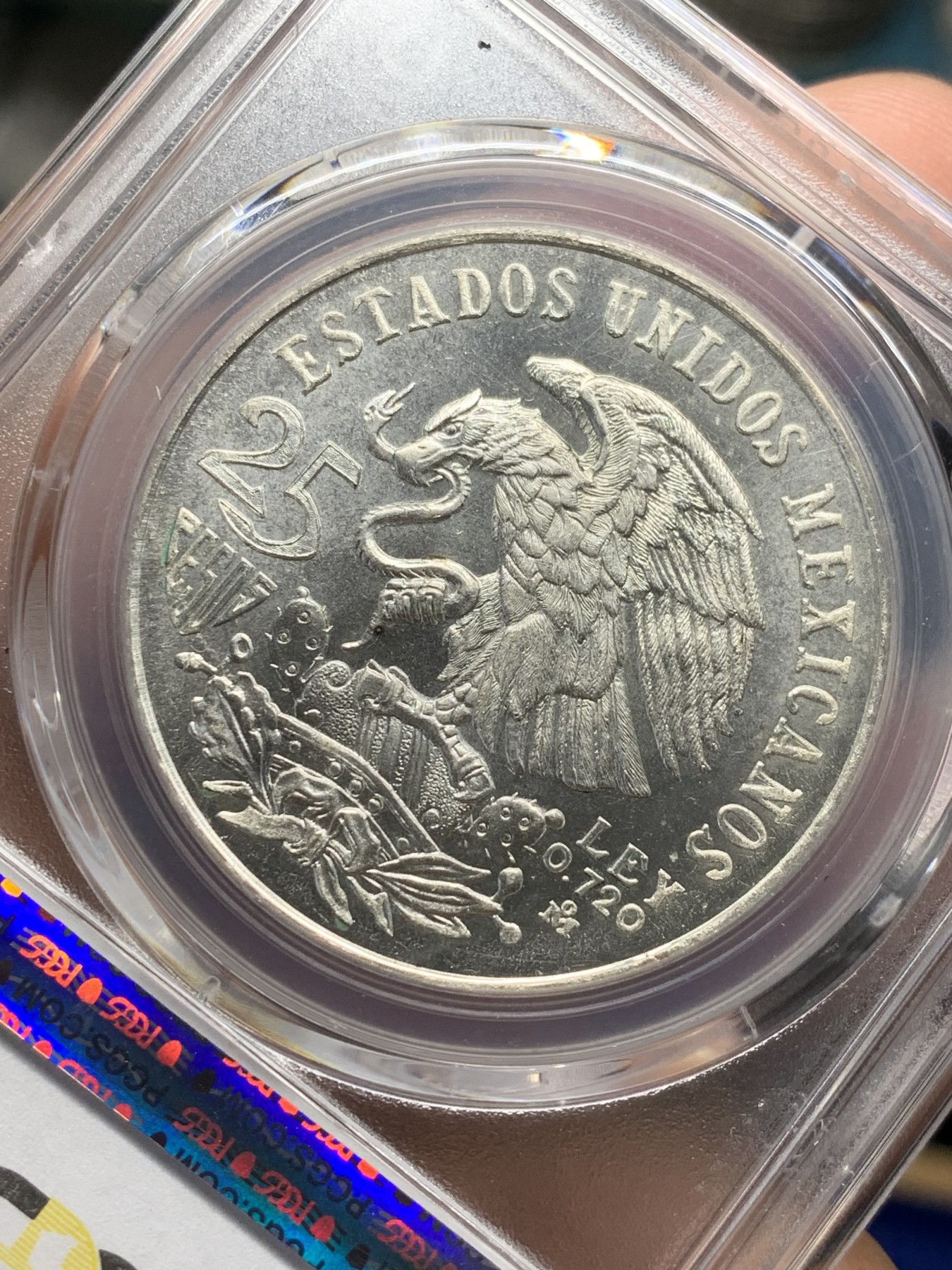 《竞宝斋》第209场-周日，周一 2场 (全场包邮) PCGS MS66 墨西哥1968年25比索奥运银币