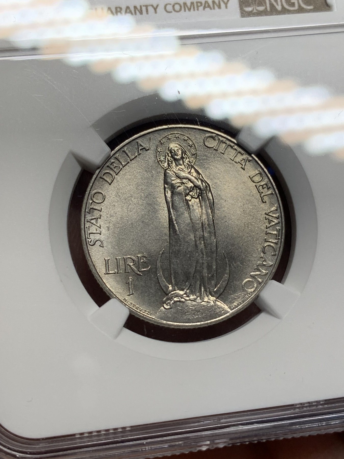 《竞宝斋》第209场-周日，周一 2场 (全场包邮) NGC MS64，梵蒂冈1939年，1里拉镍币，常见的品种，但能达到MS有分其实不多