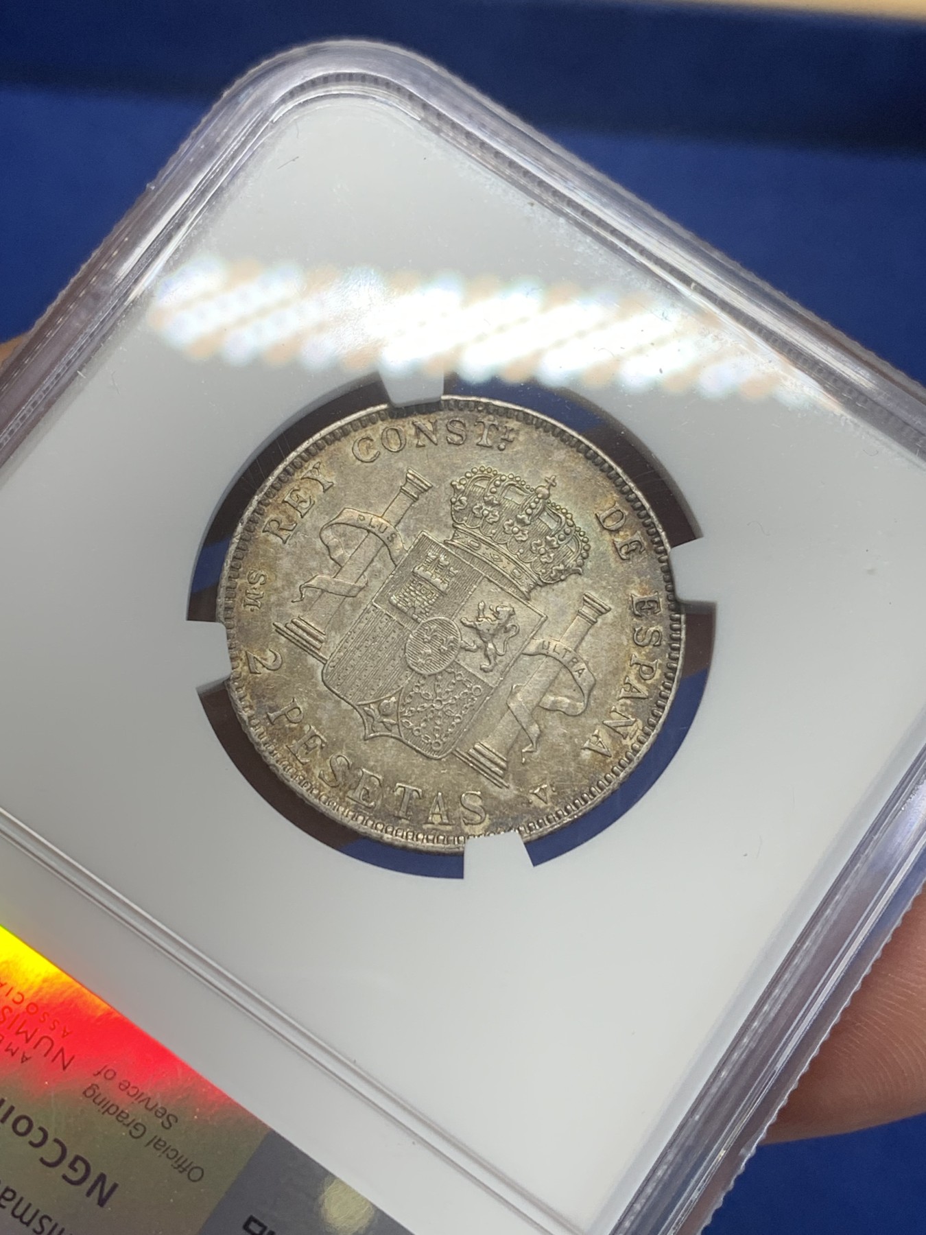 《竞宝斋》第209场-周日，周一 2场 (全场包邮) NGC-AU53 西班牙1905阿方索十三世2比塞塔银币 双面深彩包浆