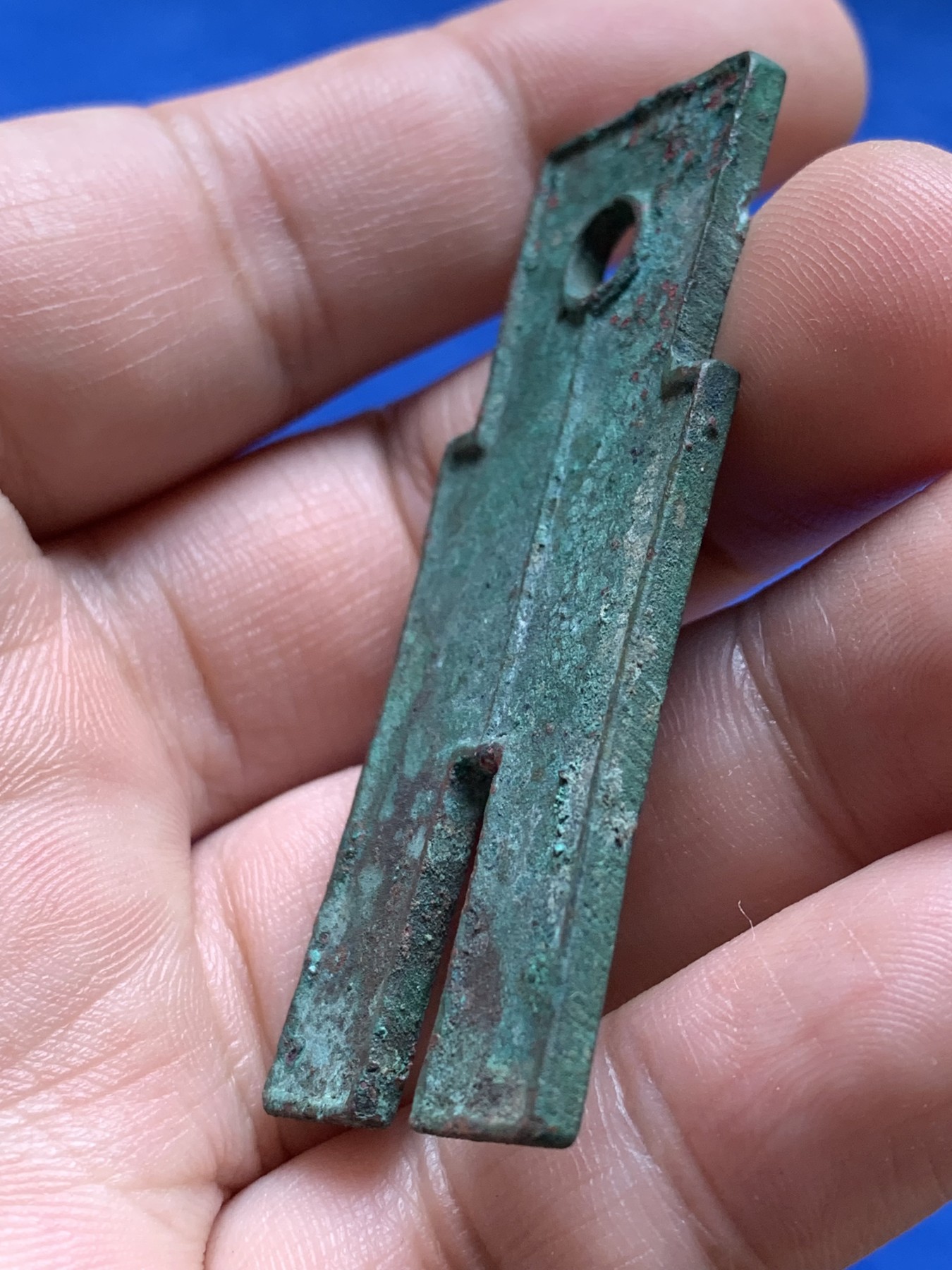 《竞宝斋》第209场-周日，周一 2场 (全场包邮) 西汉后新朝货布 穿越者莽子哥杰作 碧绿秀色 少见字口漂亮无断笔 市场价700+