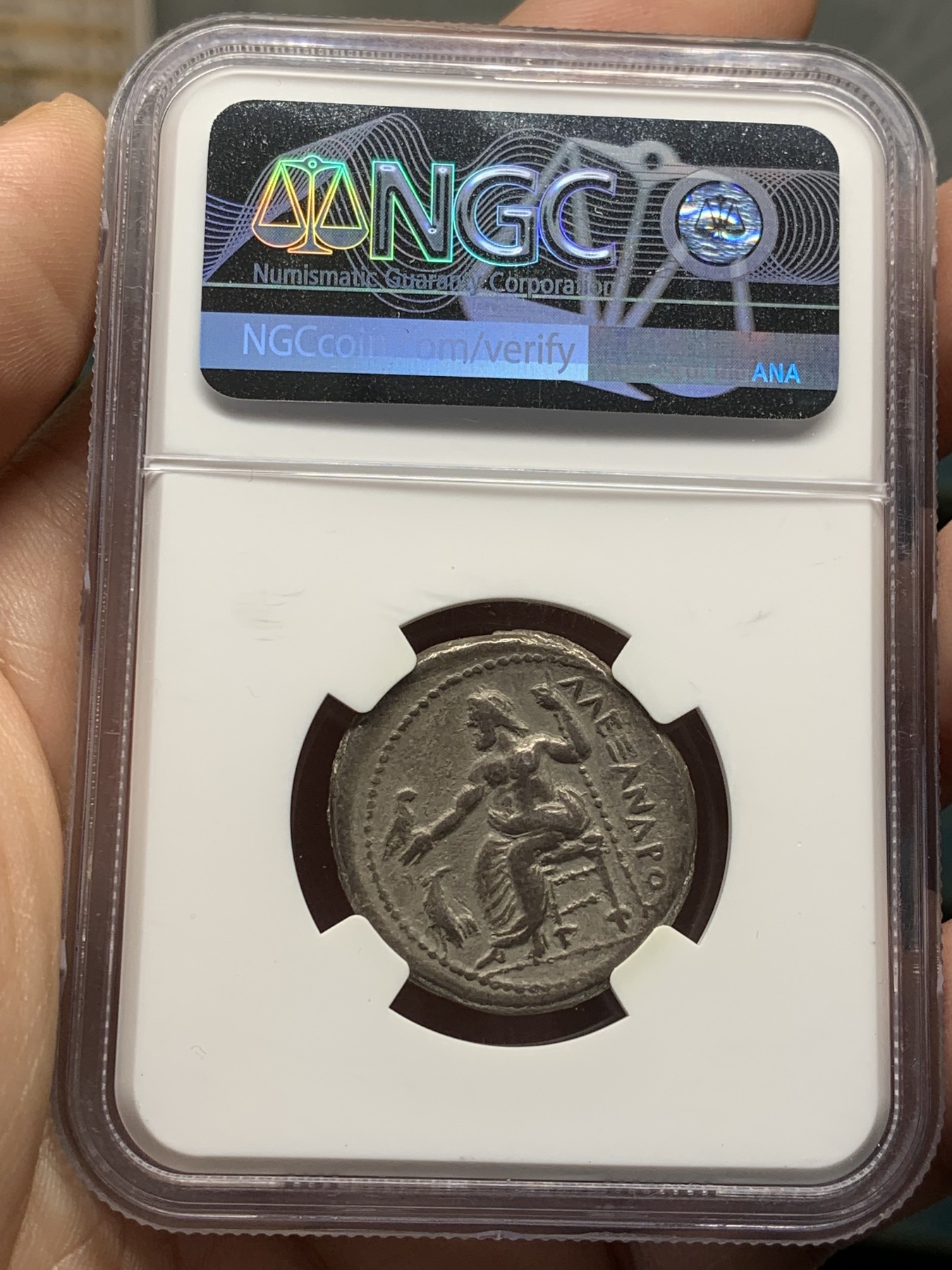 《竞宝斋》第209场-周日，周一 2场 (全场包邮) NGC-CHXF 古希腊亚历山大大帝 在世版 4德拉克马大银币   黑漆古包浆，状态极佳，艺术性好，安菲波利斯造币厂的在世版