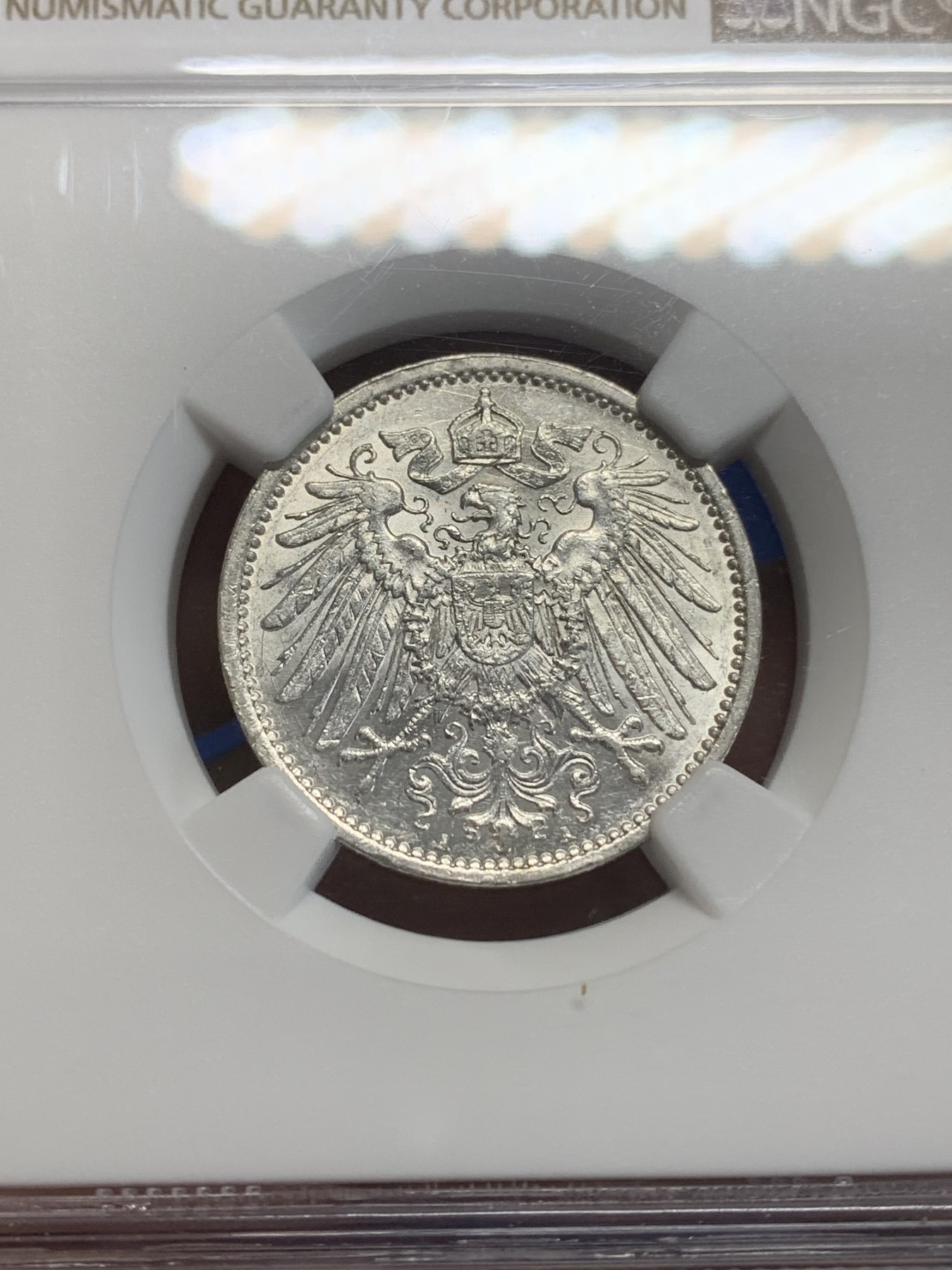 《竞宝斋》第209场-周日，周一 2场 (全场包邮) NGC-MS60 德国 1915年A厂 长翅1马克银币  细节惊人   以小见大