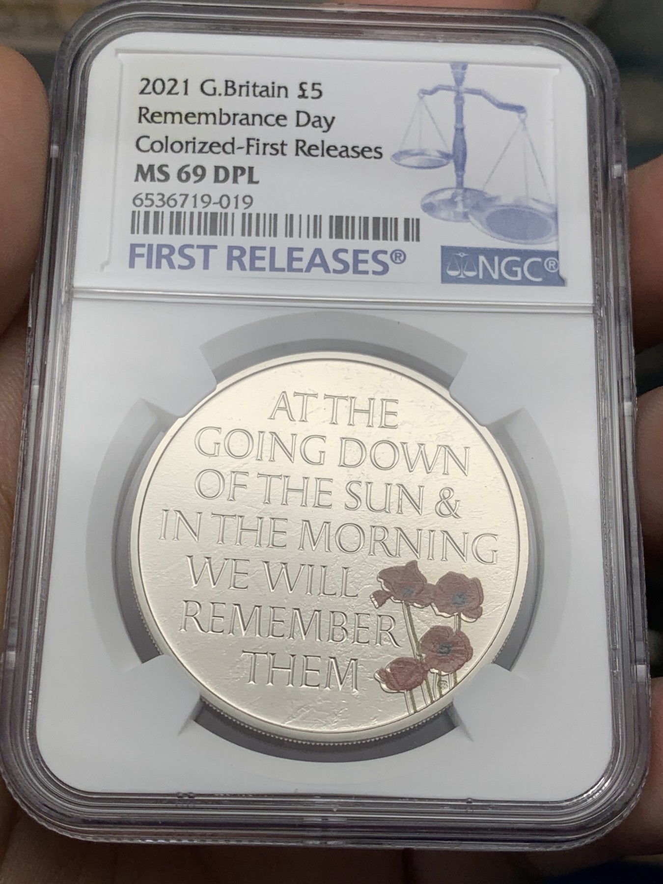 《竞宝斋》第209场-周日，周一 2场 (全场包邮) NGC MS69DPL 英国2021年5英镑阵亡将士纪念克朗币