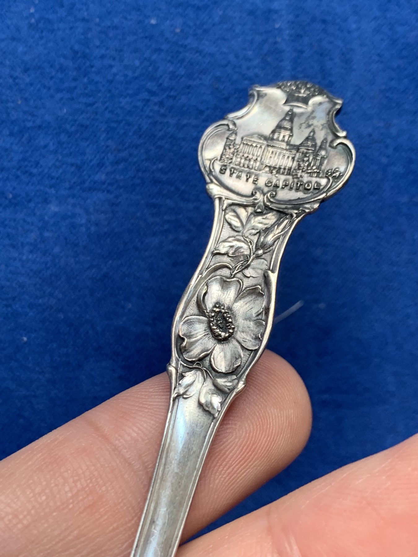 《竞宝斋》第209场-周日，周一 2场 (全场包邮) 1846美国银勺 13.7cm 16.1g