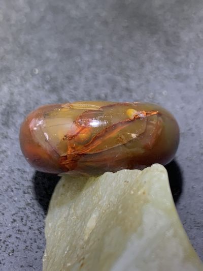 精美亚光冻料战国红玛瑙手工雕刻一心向佛，吉祥如意平安扣一个 精美亚光冻料战国红玛瑙手工雕刻一心向佛，吉祥如意平安扣一个