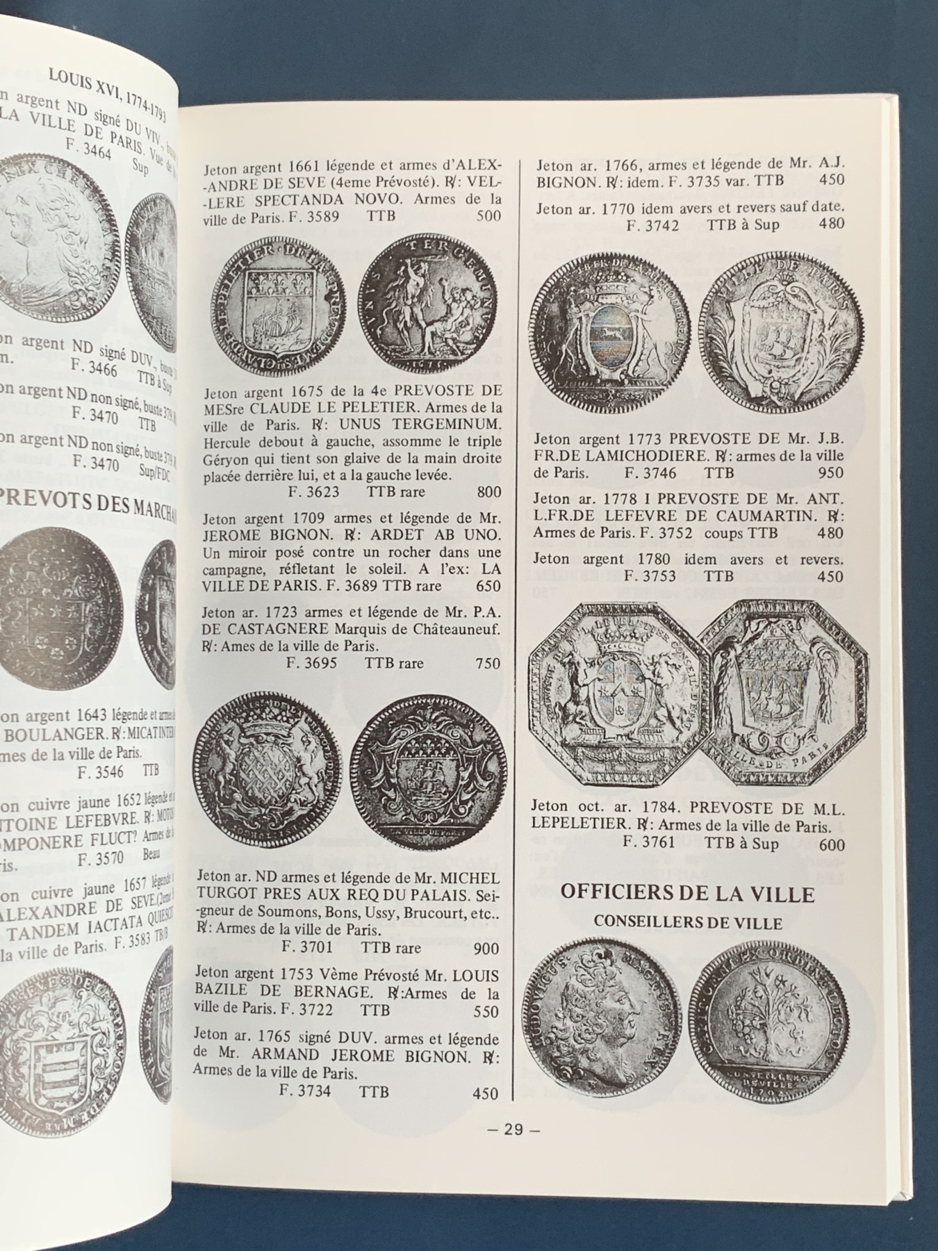 《竞宝斋》第209场-周日，周一 2场 (全场包邮) （硬壳精装本）1986法国八角代币目录 详尽阐述特征与定价 绝版书籍非常有参考和收藏价值