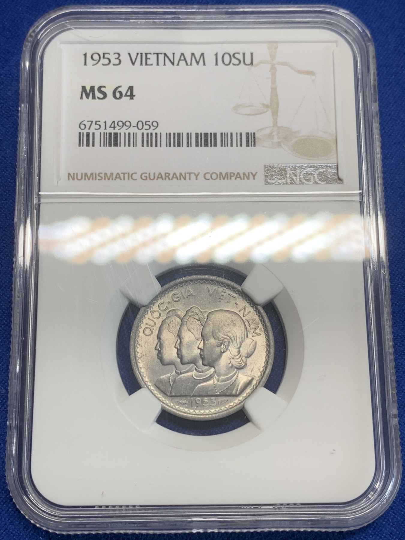 《竞宝斋》第209场-周日，周一 2场 (全场包邮) NGC-MS64 越南 1953年 三姐妹10苏铝币