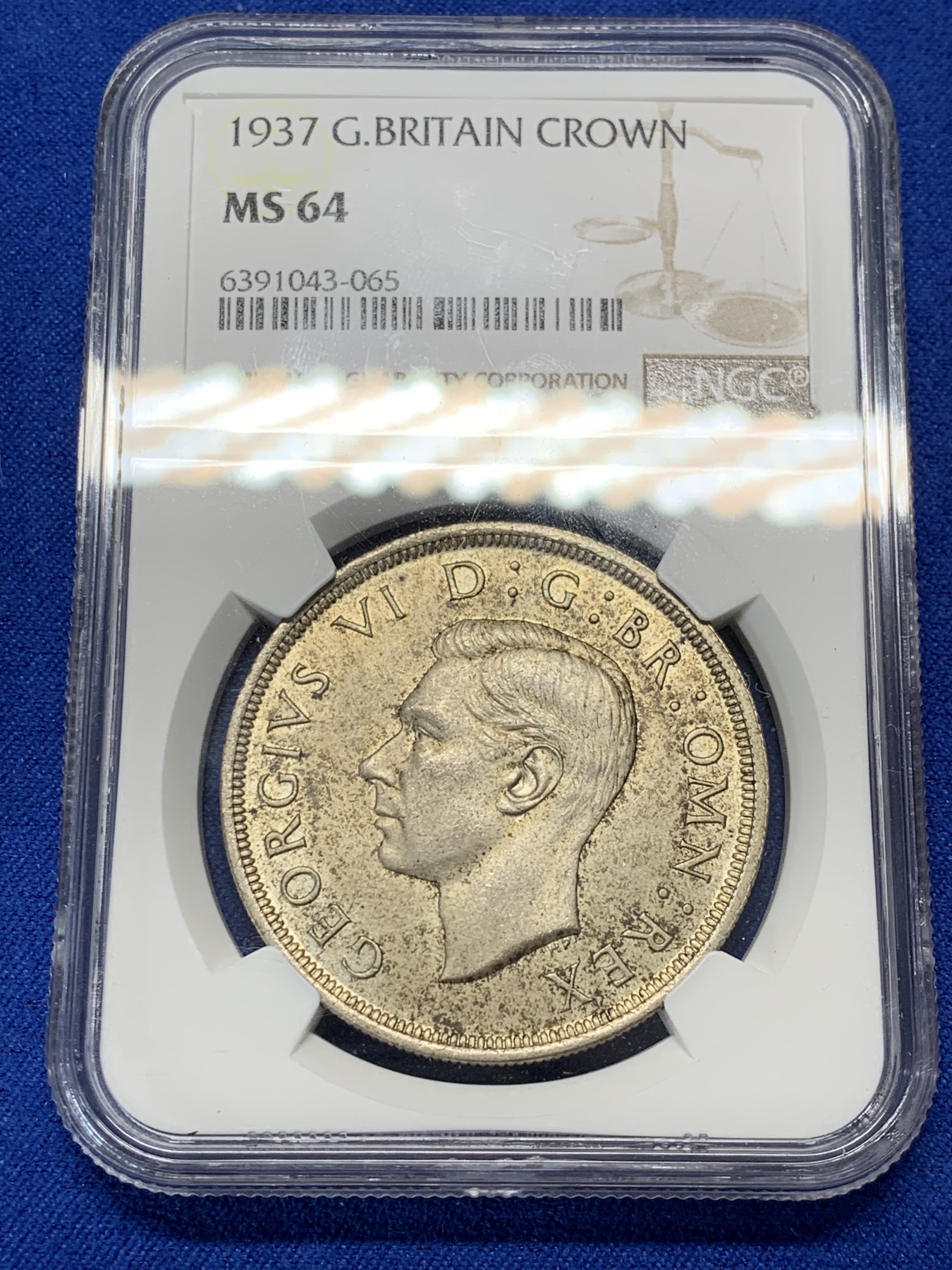 《竞宝斋》第209场-周日，周一 2场 (全场包邮) NGC-MS64 英国 1937年乔治六世登基克朗银币 比木马剑少一个量级的低估品种 高分难得