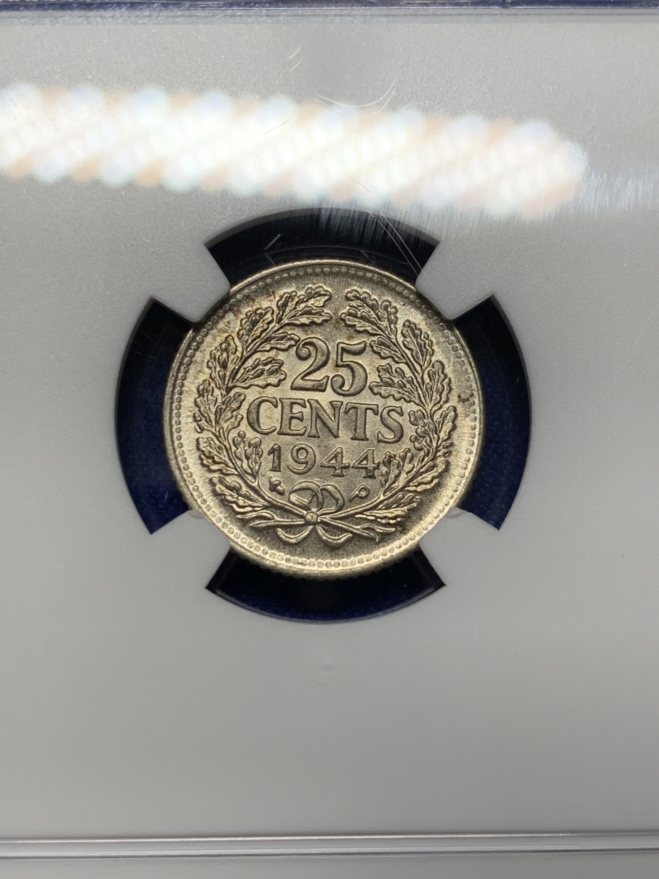 《竞宝斋》第209场-周日，周一 2场 (全场包邮) NGC-MS64 荷兰 1944年 威廉明娜女王25C银币