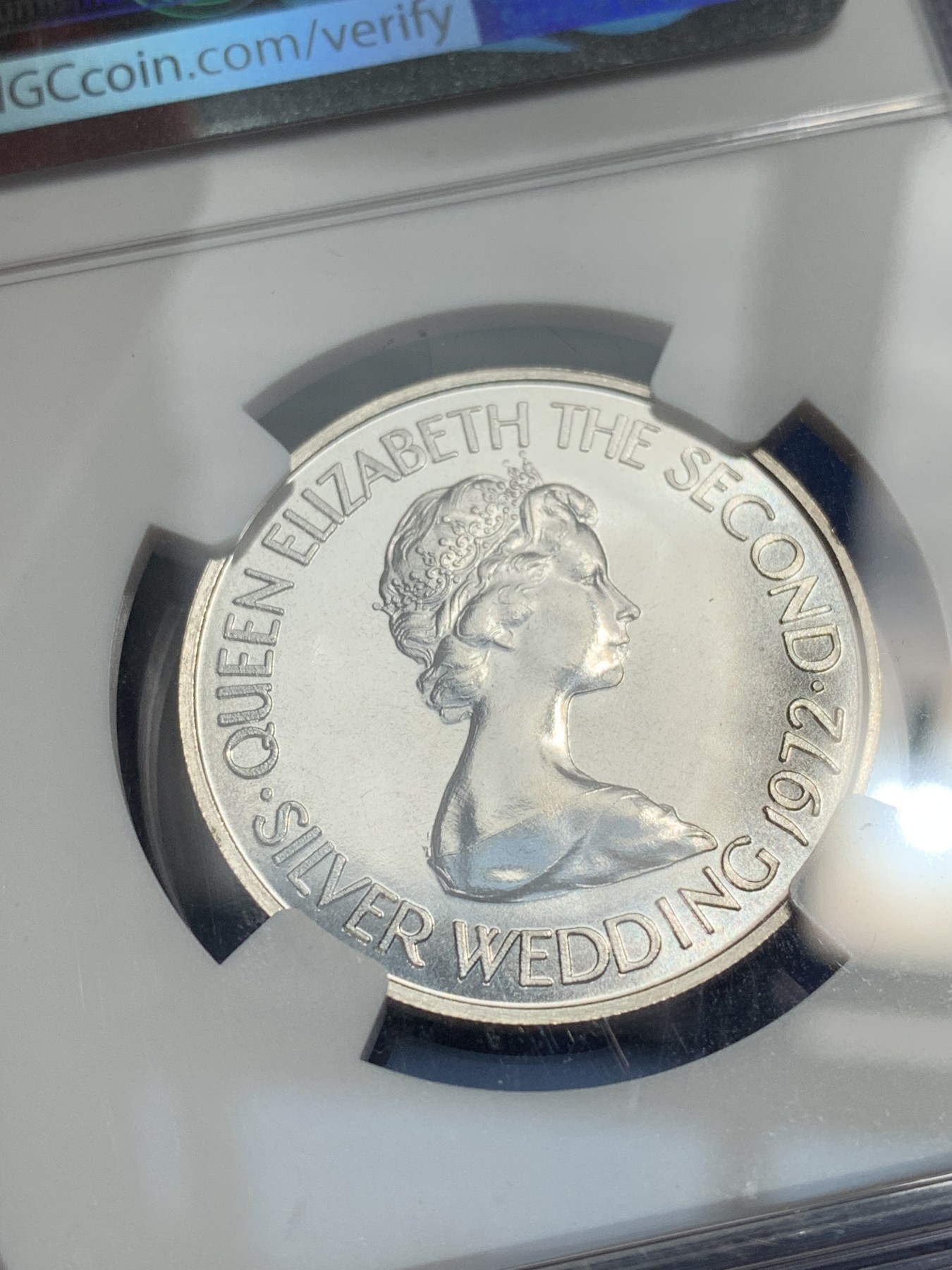 《竞宝斋》第209场-周日，周一 2场 (全场包邮) NGC MS66 泽西岛1972年 1镑银币 35周年纪念标签