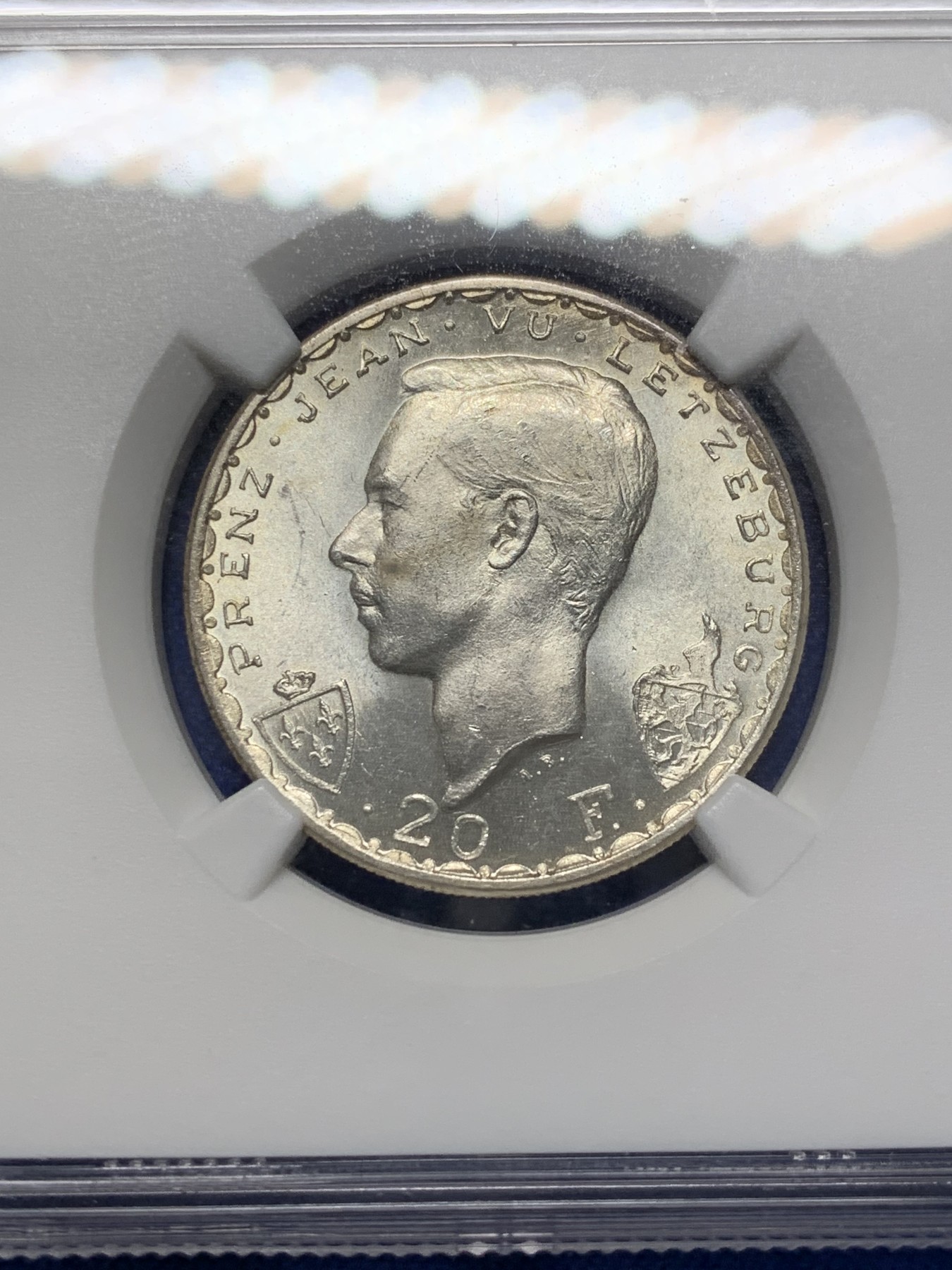 《竞宝斋》第209场-周日，周一 2场 (全场包邮) NGC-MS65 卢森堡 1946年 盲人约翰阵亡600年纪念20法郎银币