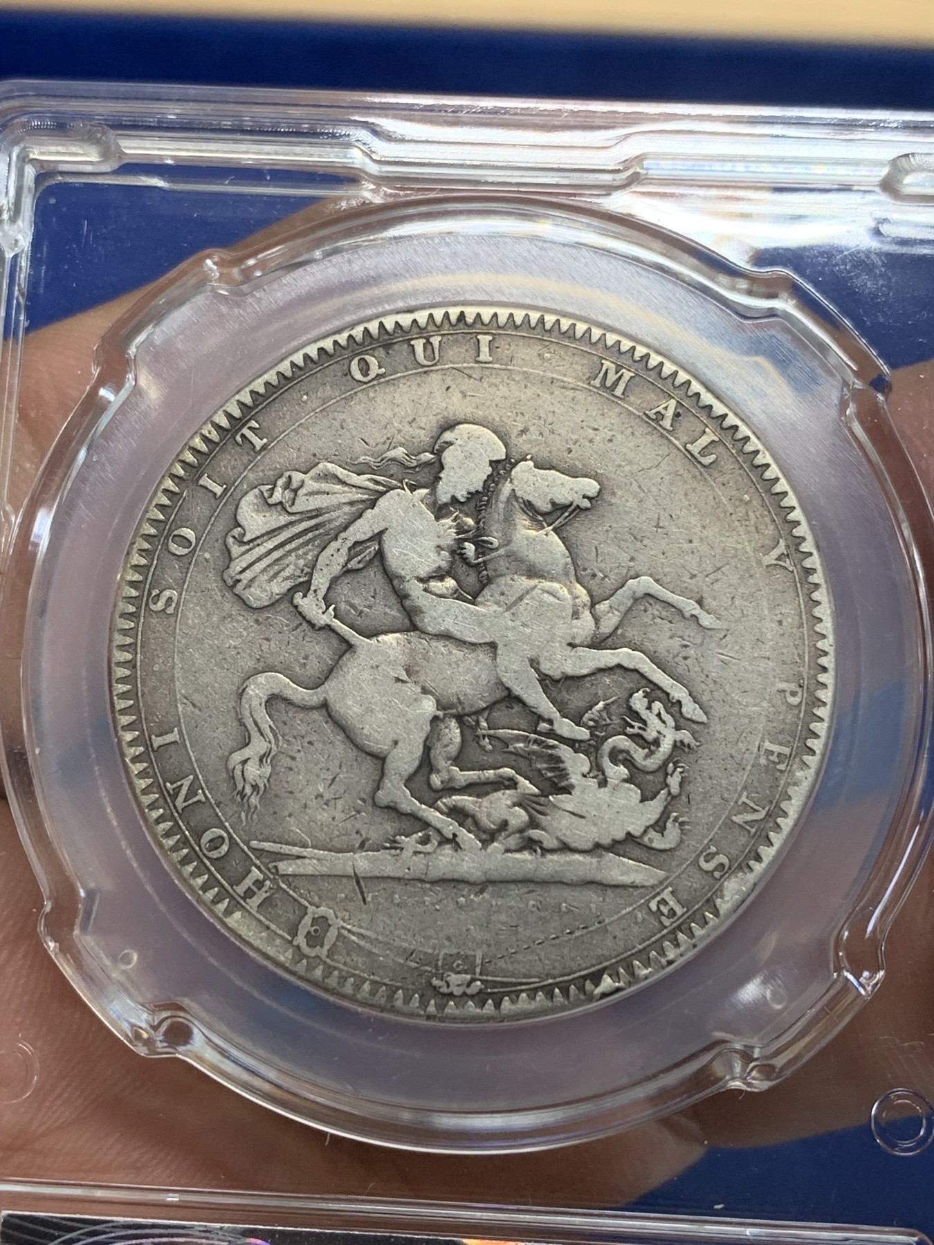 《竞宝斋》第209场-周日，周一 2场 (全场包邮) CSIS 评级 英国 1818 乔治三世 马剑克朗大银币 原味