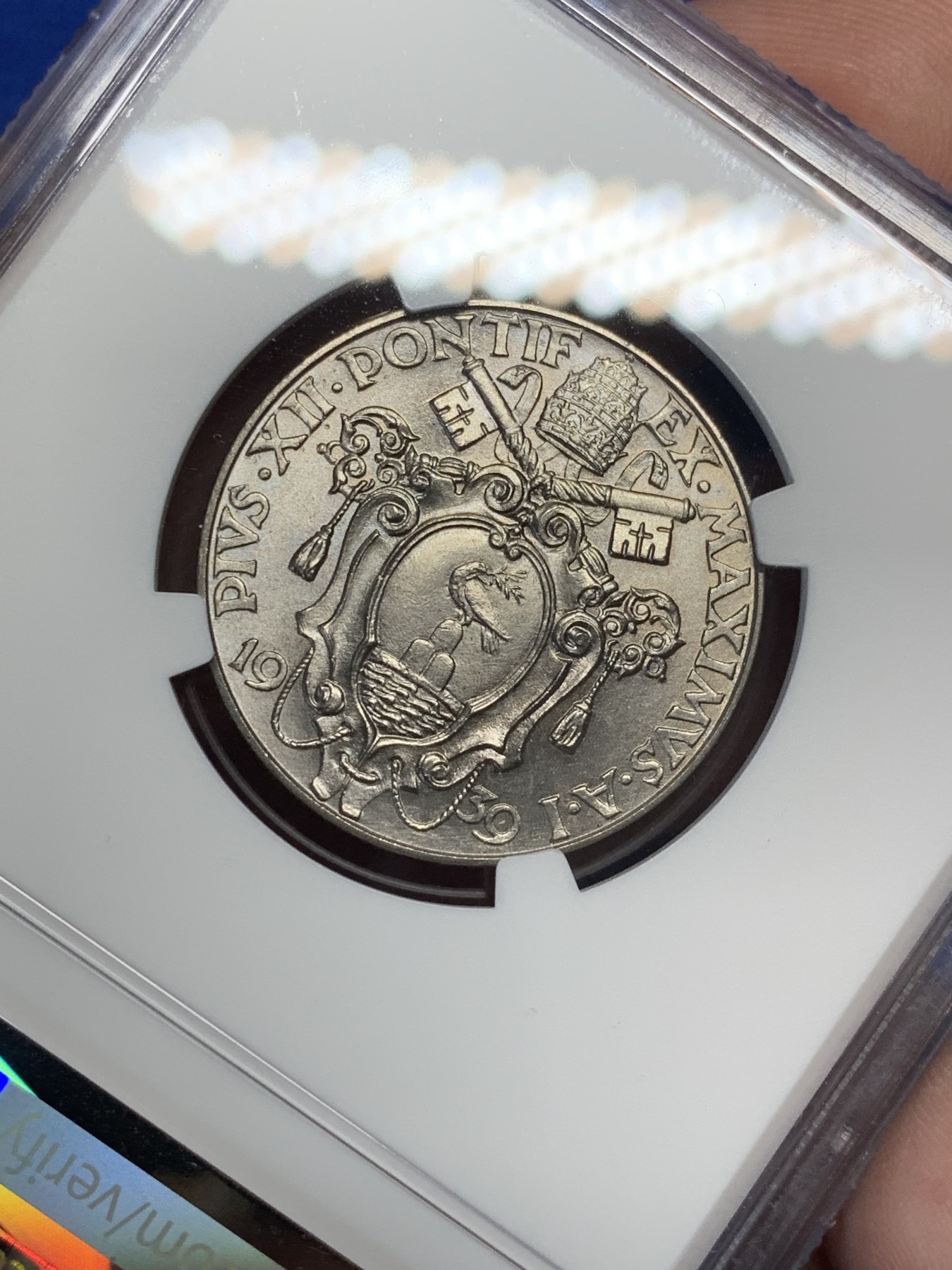 《竞宝斋》第209场-周日，周一 2场 (全场包邮) NGC MS64，梵蒂冈1939年，1里拉镍币，常见的品种，但能达到MS有分其实不多