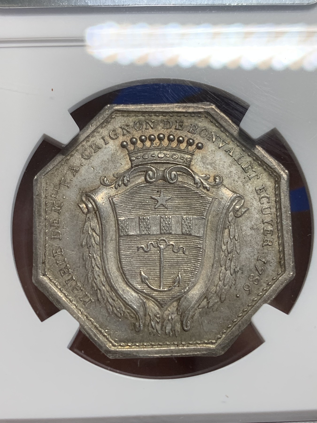 《竞宝斋》第209场-周日，周一 2场 (全场包邮) NGC MS63 法国1786早期好品八角银质代币