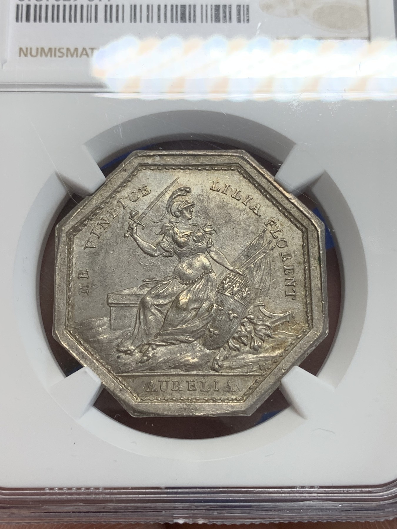 《竞宝斋》第209场-周日，周一 2场 (全场包邮) NGC MS63 法国1786早期好品八角银质代币