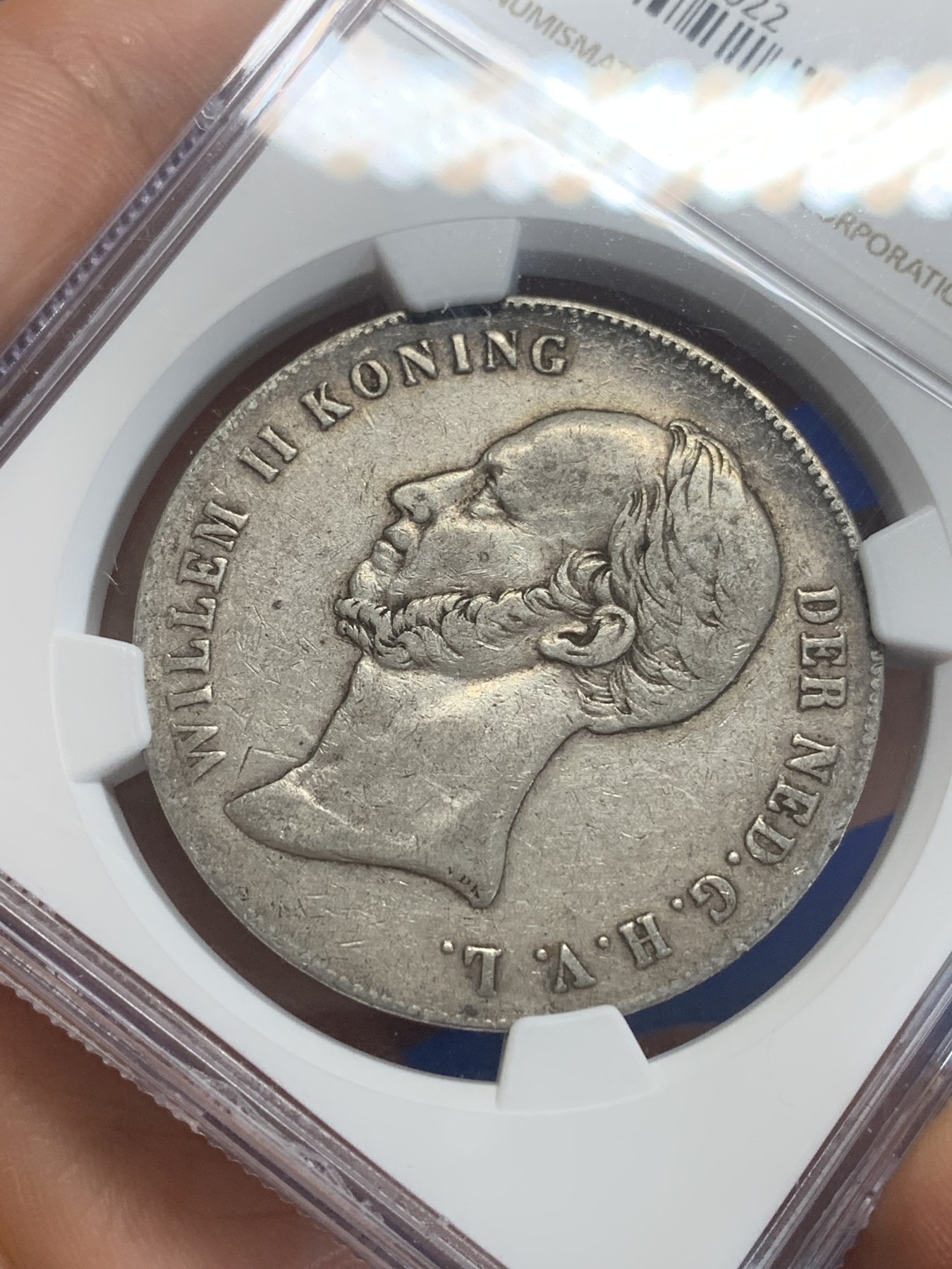 《竞宝斋》第209场-周日，周一 2场 (全场包邮) NGC-XF45 荷兰1847年 威廉二世  2.5盾 俗称长脖子 大银币 少见出分好品 原味老包浆