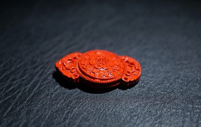 手串木器杂件｜拍卖专场 朱砂九宫牌挂件｜3.9*2.3*0.6cm