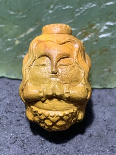 精美亚光戈壁彩玉手工雕刻小美人鱼珠子一个！ - 精美亚光戈壁彩玉手工雕刻小美人鱼珠子一个！