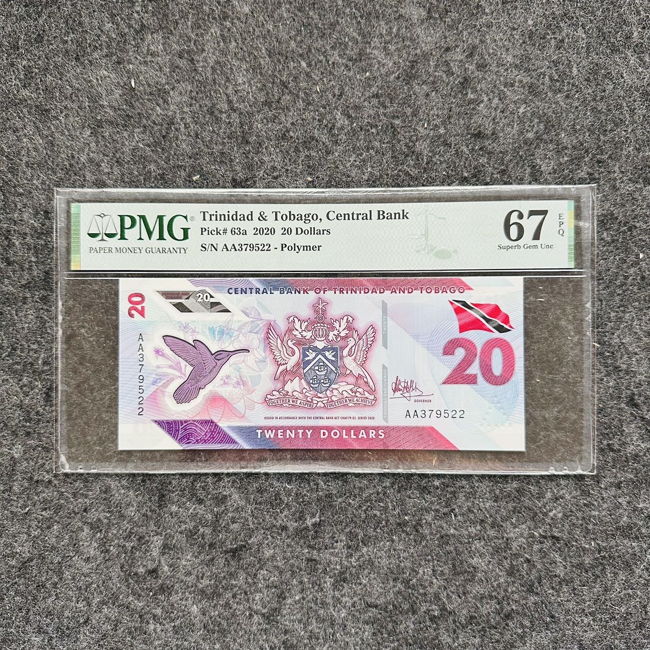 特立尼达和多巴哥2020年20元塑料钞，AA首发冠，PMG67