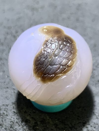 精美高玉化亚光海洋玉髓手工俏色巧雕喜上眉梢随形2.0圆珠一个！ - 精美高玉化亚光海洋玉髓手工俏色巧雕喜上眉梢随形2.0圆珠一个！
