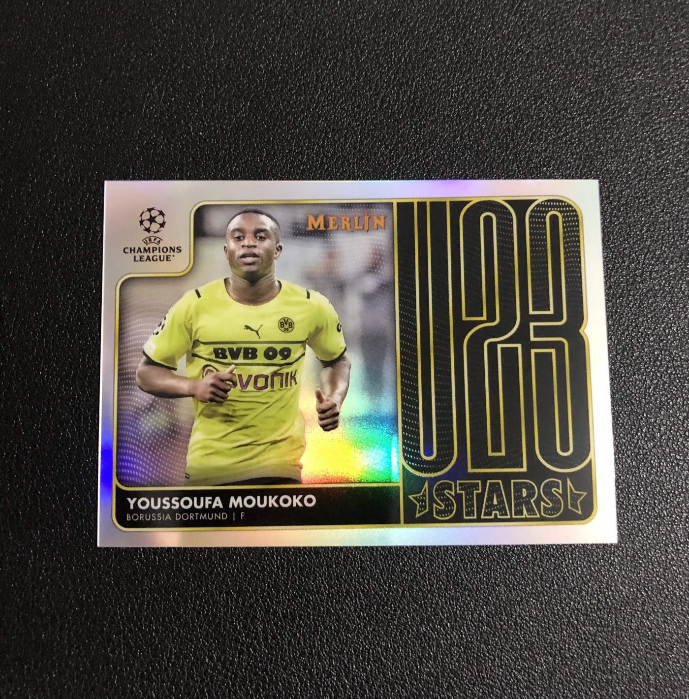 Topps球星卡 2022 topps merlin 欧冠梅林 U23特卡 穆科科 银折