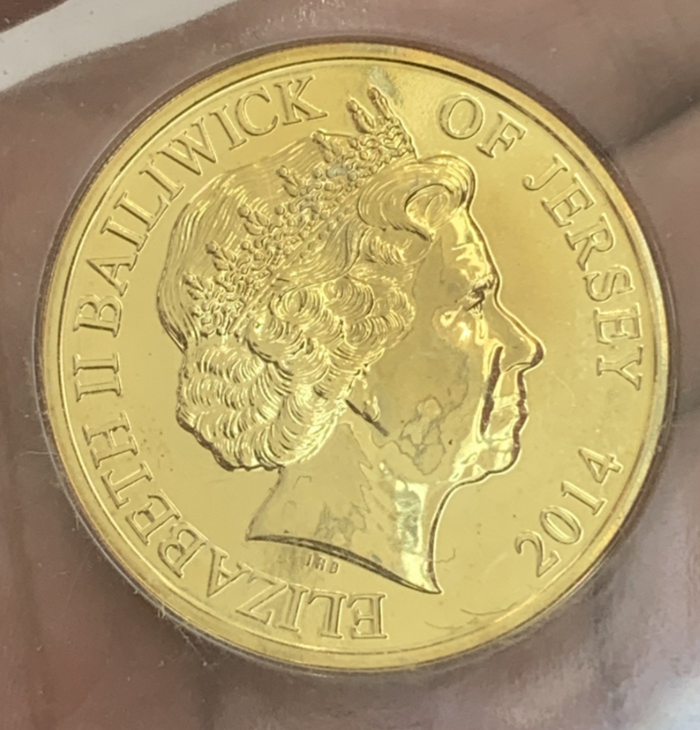 英属泽西岛2014年50便士(时代的反思~新千年)彩色克朗型纪念币 