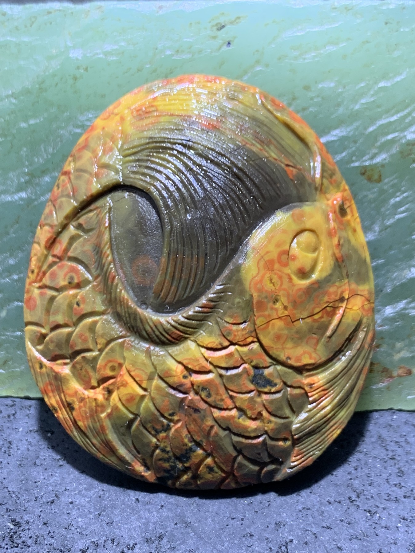 精美亚光原皮战国红玛瑙手工俏色巧雕鲤鱼打挺牌子一个