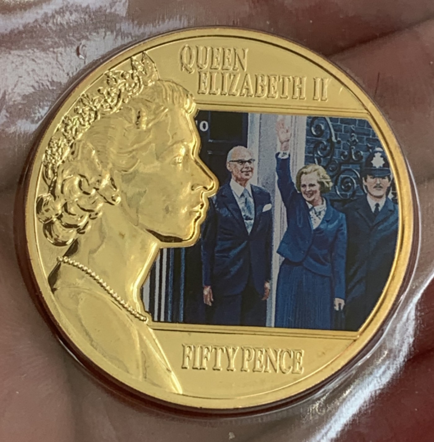 英属泽西岛2014年50便士(一个时代的反思 玛格丽特·撒切尔)彩色克朗型纪念币 