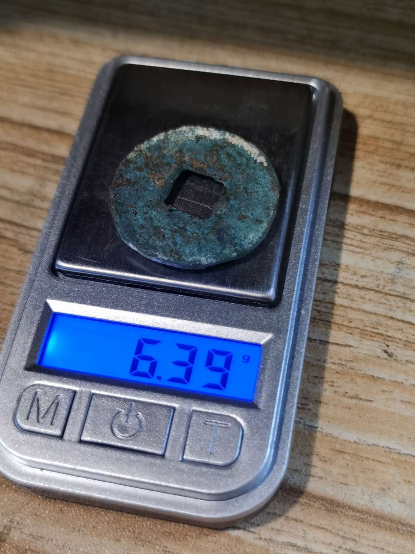 王莽小饼子货泉面四决6.4g左右
