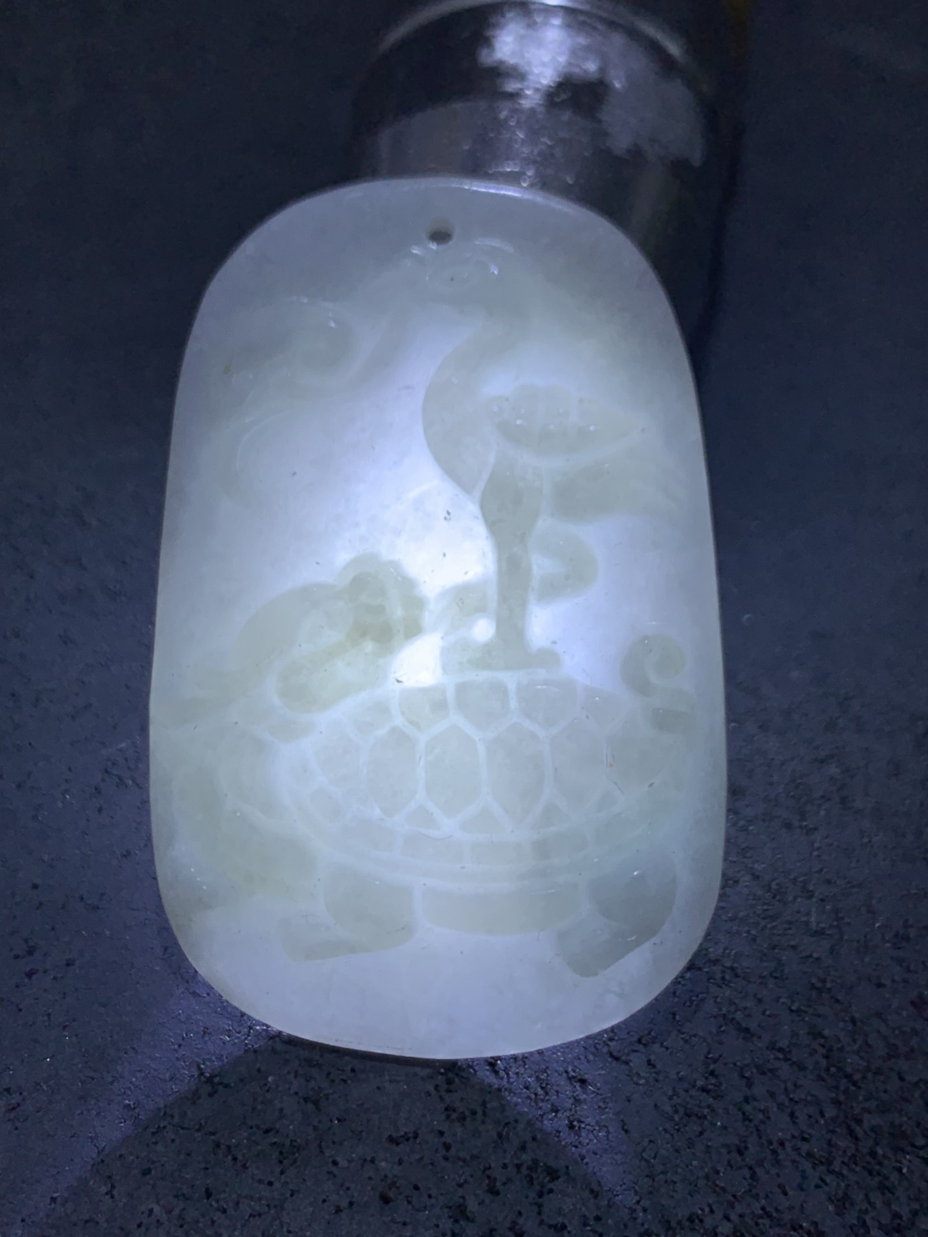 天然A货翡翠雕刻龟鹤延年牌子一个！