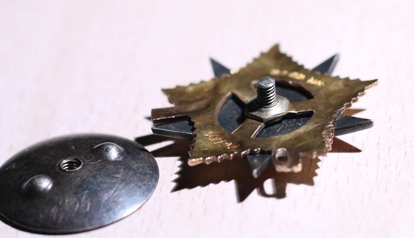 大猫徽章拍卖 第235期  苏联43一卫2⃣️ 档案齐全 银轮 杆有截