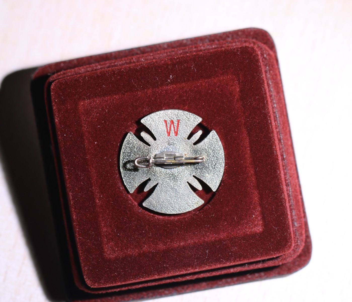 大猫徽章拍卖 第235期  俄联邦勋奖章一组 为一个人所得 勇敢奖章复刻