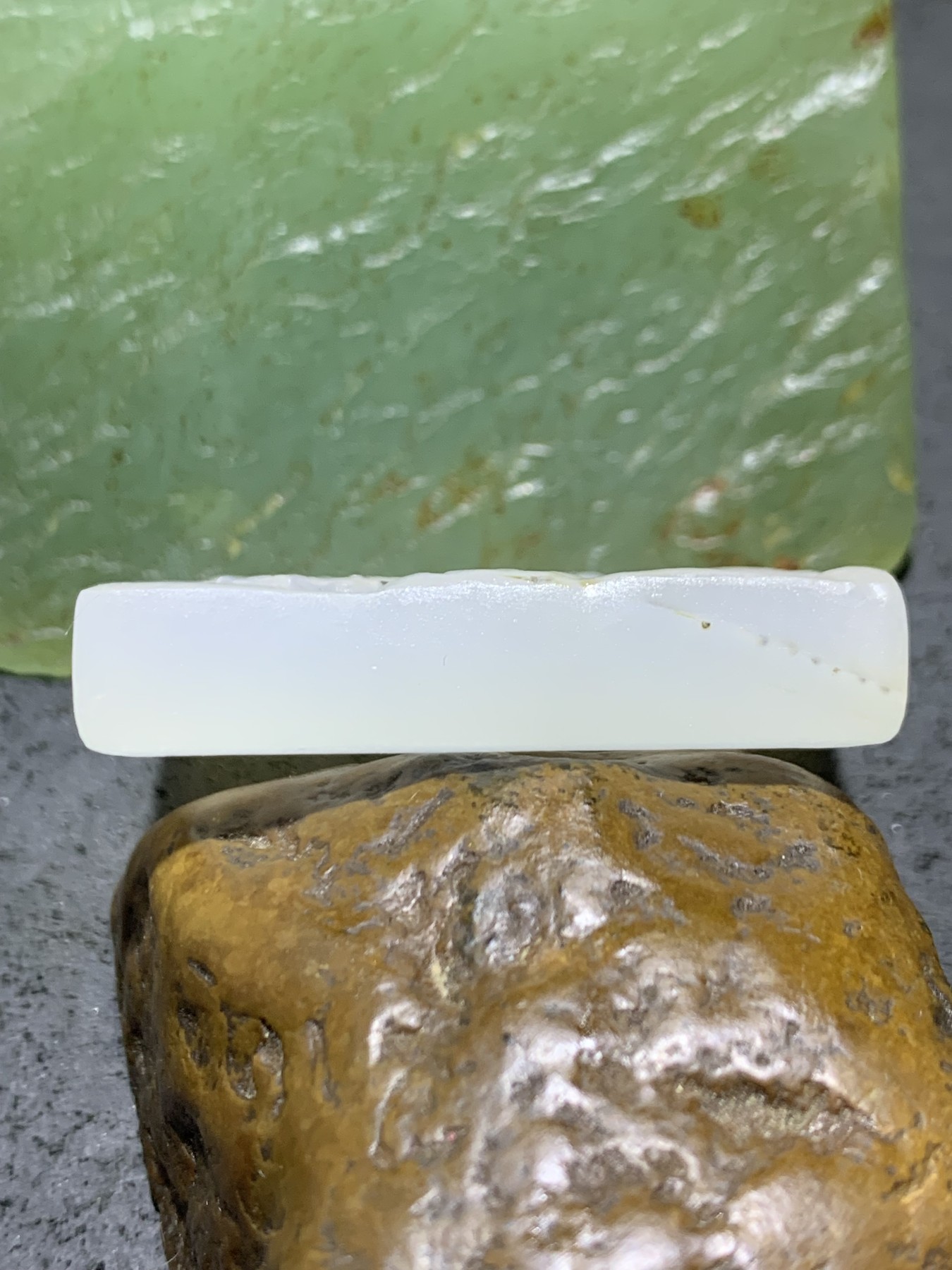 精美高玉化海洋玉髓手工俏色巧雕一路平安意境牌子一个