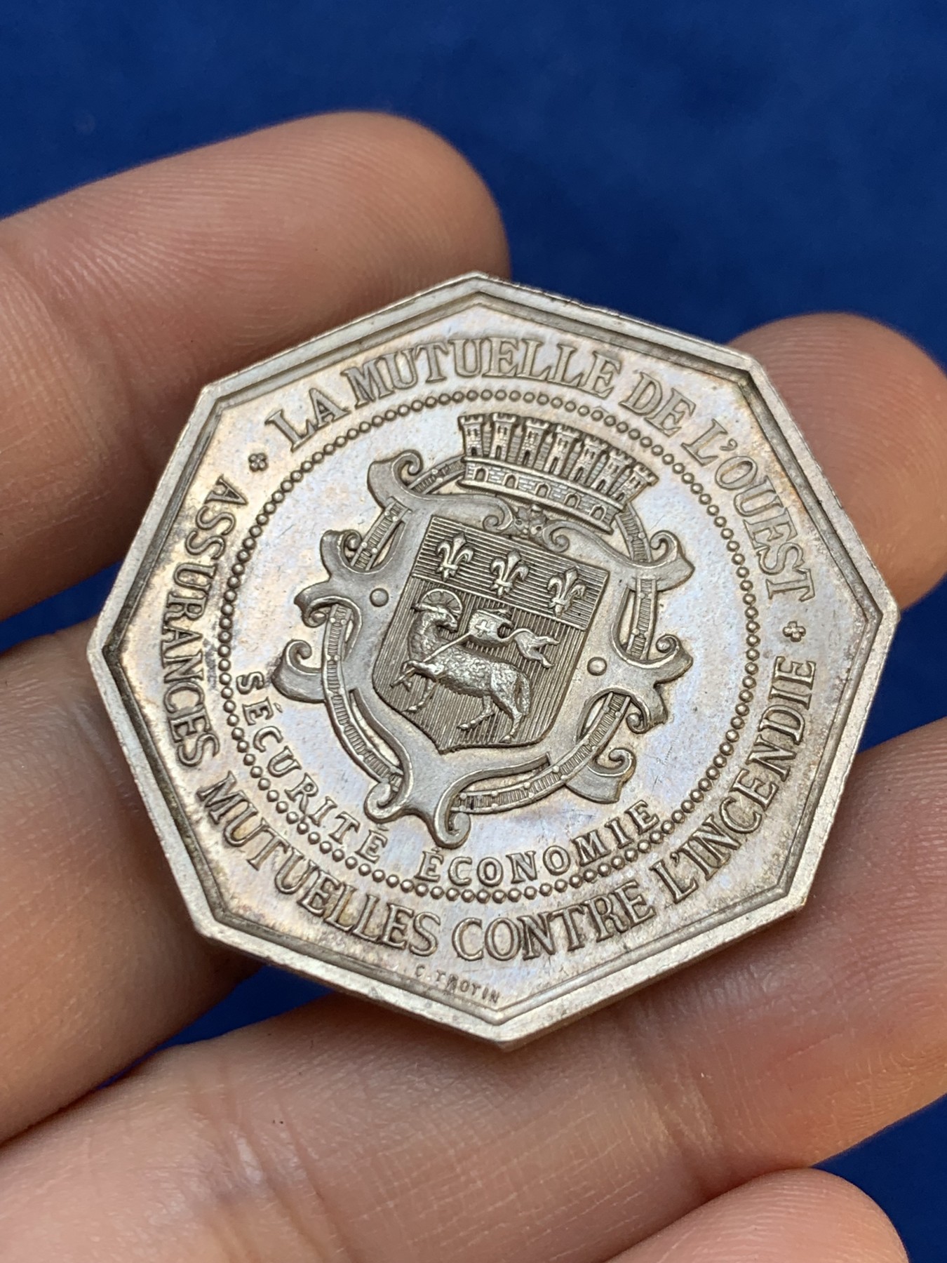 《竞宝斋》第211场-周日，周一 2场 (全场包邮)