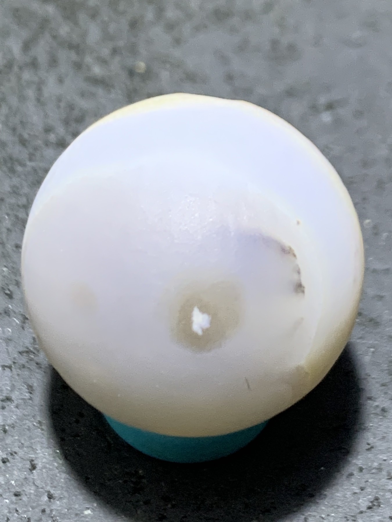 精美高玉化亚光海洋玉髓手工俏色巧雕花开见佛随形2.0圆珠一个