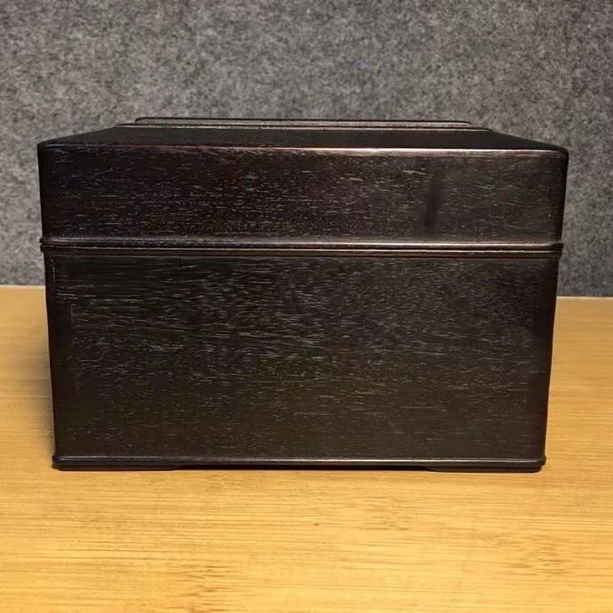 紫檀木盒子牛毛纹清晰， 紫檀木盒子牛毛纹清晰，