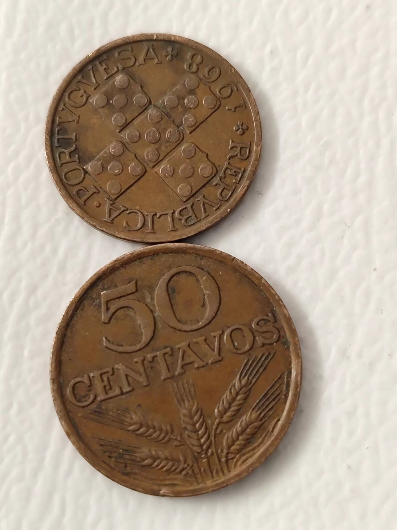 FCO-6-散币-小直径币 葡萄牙20分和50分1979/1968