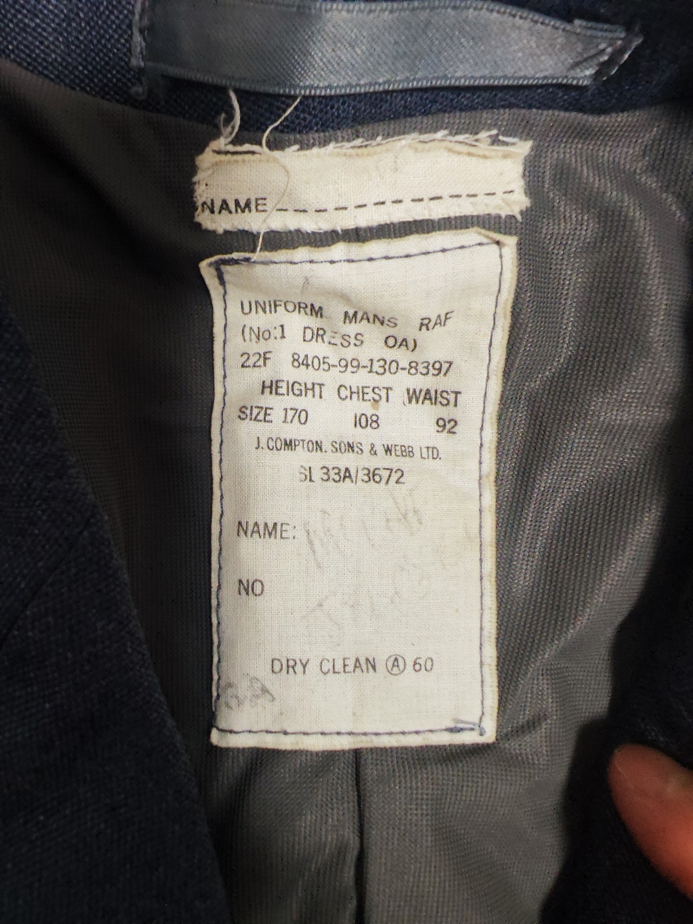 世界精品徽章收藏拍卖-暖秋专场 原品英国皇家空军制服上衣，170可穿