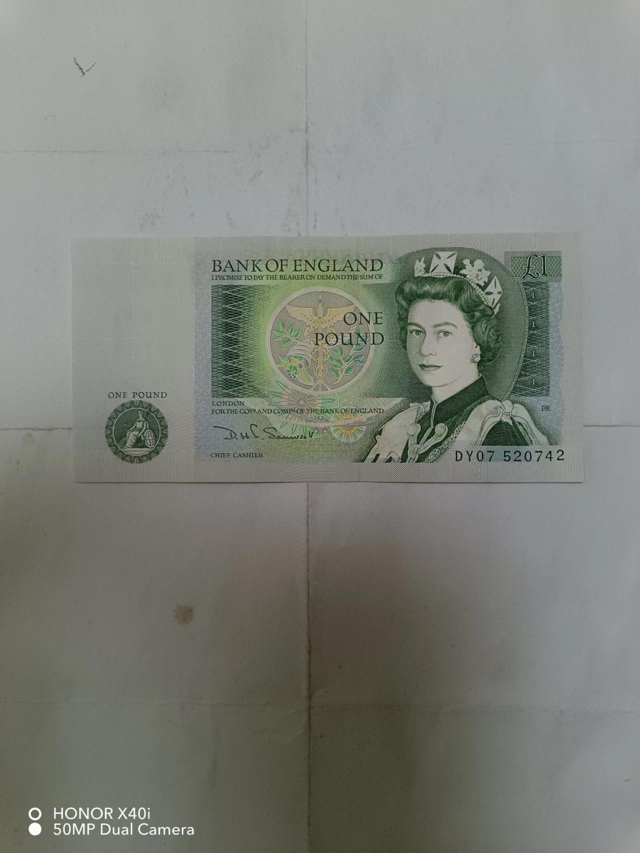 【20231102】非全新纸币第八十三场 英国D序列1镑，好品