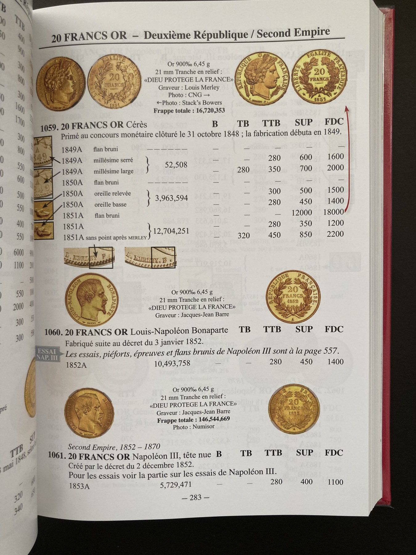 法国1789-2019硬币目录，外面包了一层我自己做的透明书套