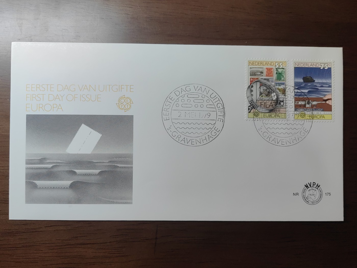 精选邮品专场（秒杀）第①⑨场 荷兰1979年  电报 放大镜 