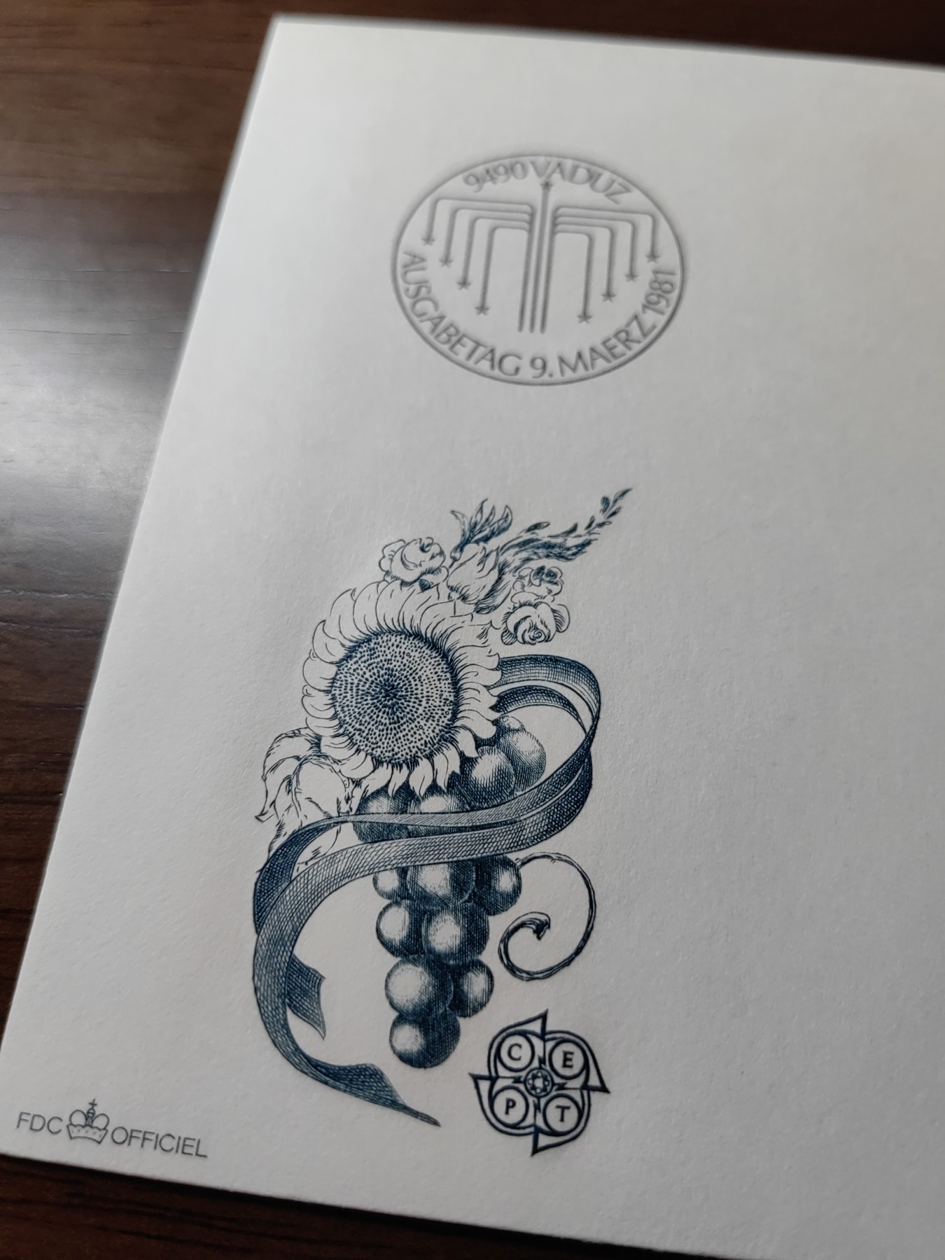 外国精选邮品专场（秒杀）第②①场 列支敦士登1981年 瓦杜兹皇宫 烟火国庆 2全