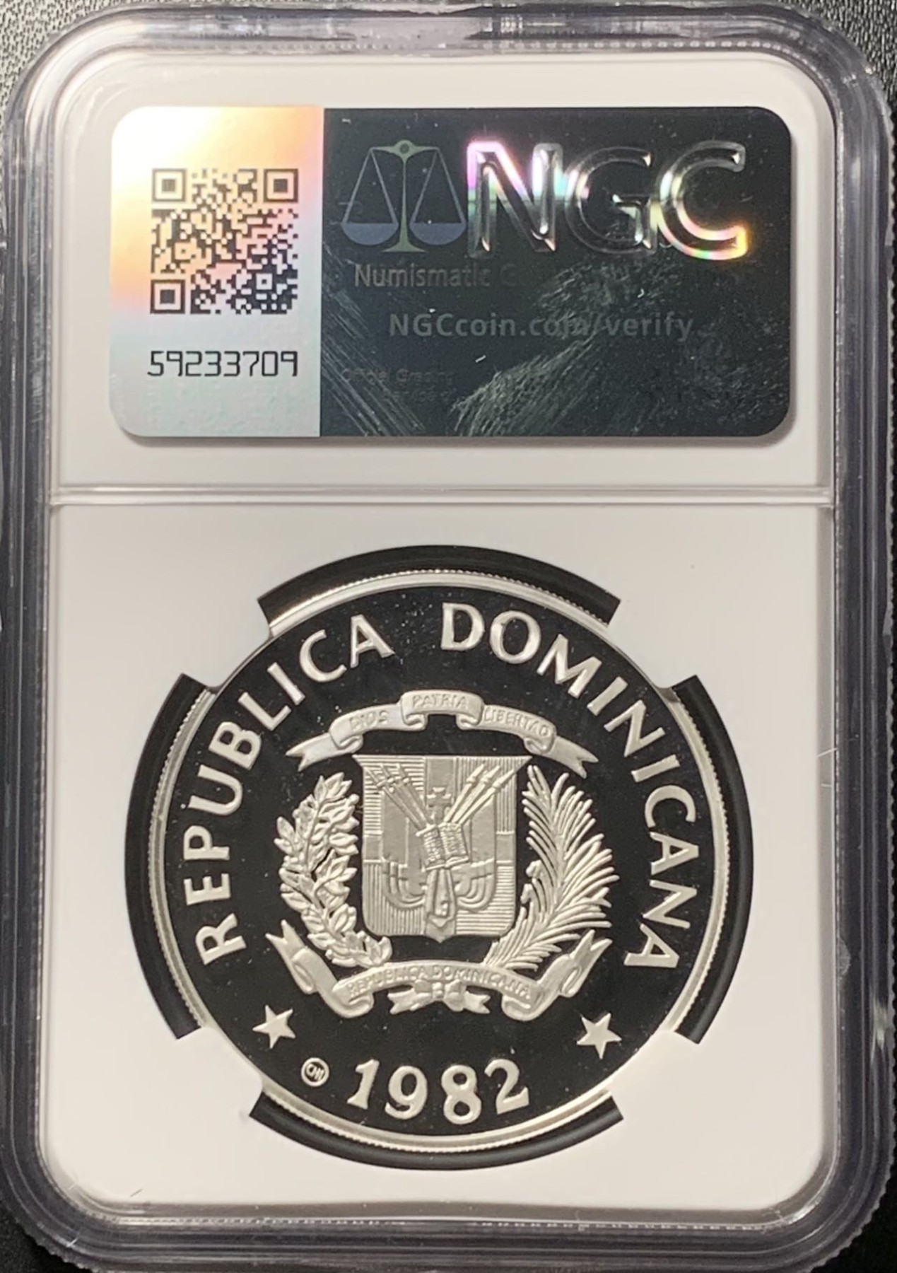 紫瑗钱币——第322期拍卖 多米尼加共和国 1982年 国际儿童年 10比索 银币 NGC PR69 UC