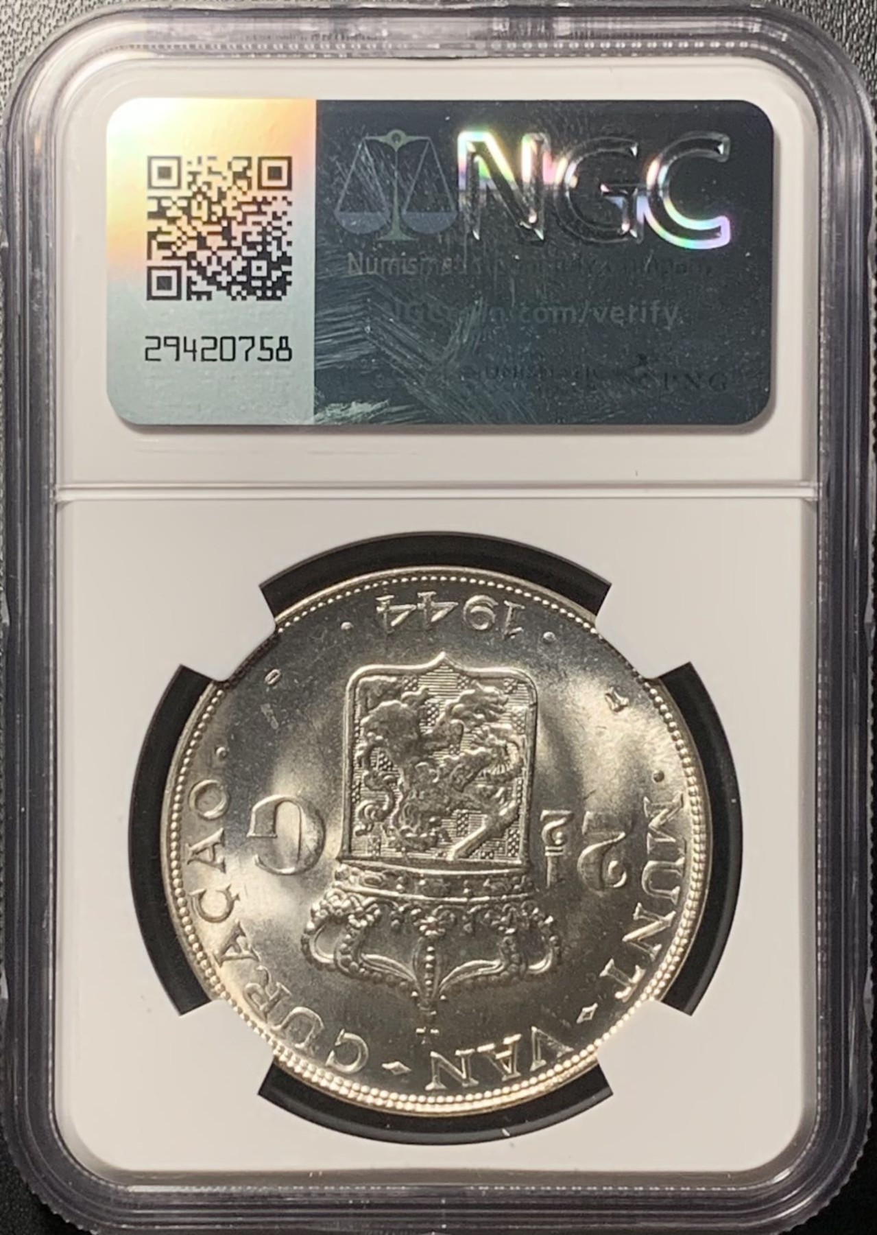 紫瑗钱币——第322期拍卖 荷属库拉索 1944年威廉明娜女王 2.5盾 银币 NGC MS64