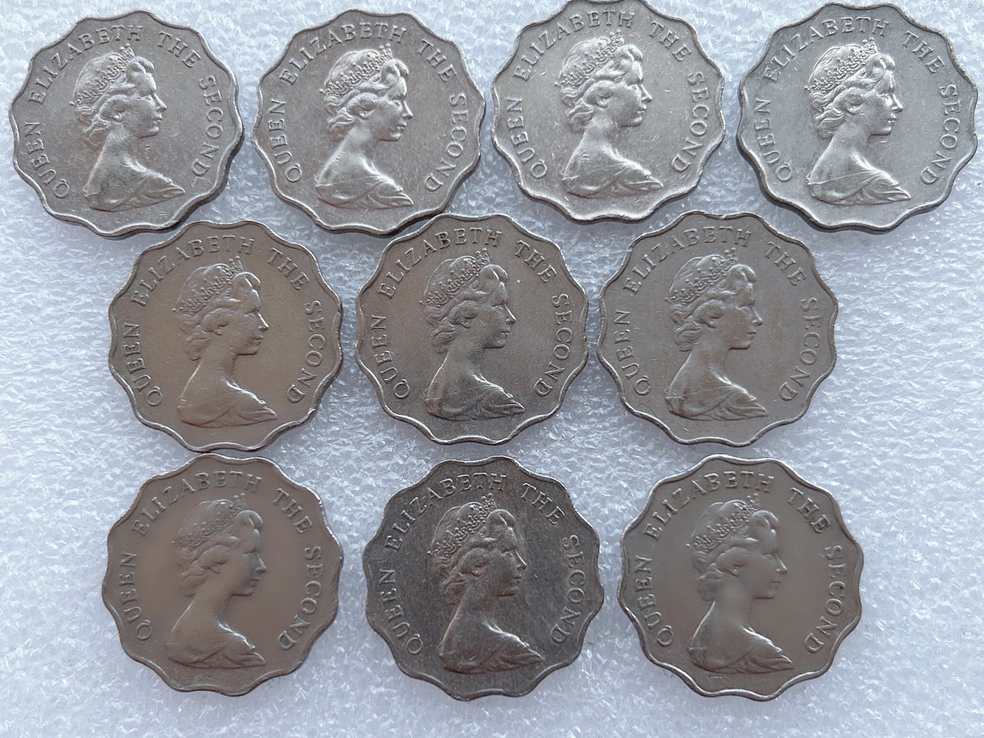 全场一元起拍 世界钱币散币专场 第35期 香港两元硬币 10枚 花边花冠