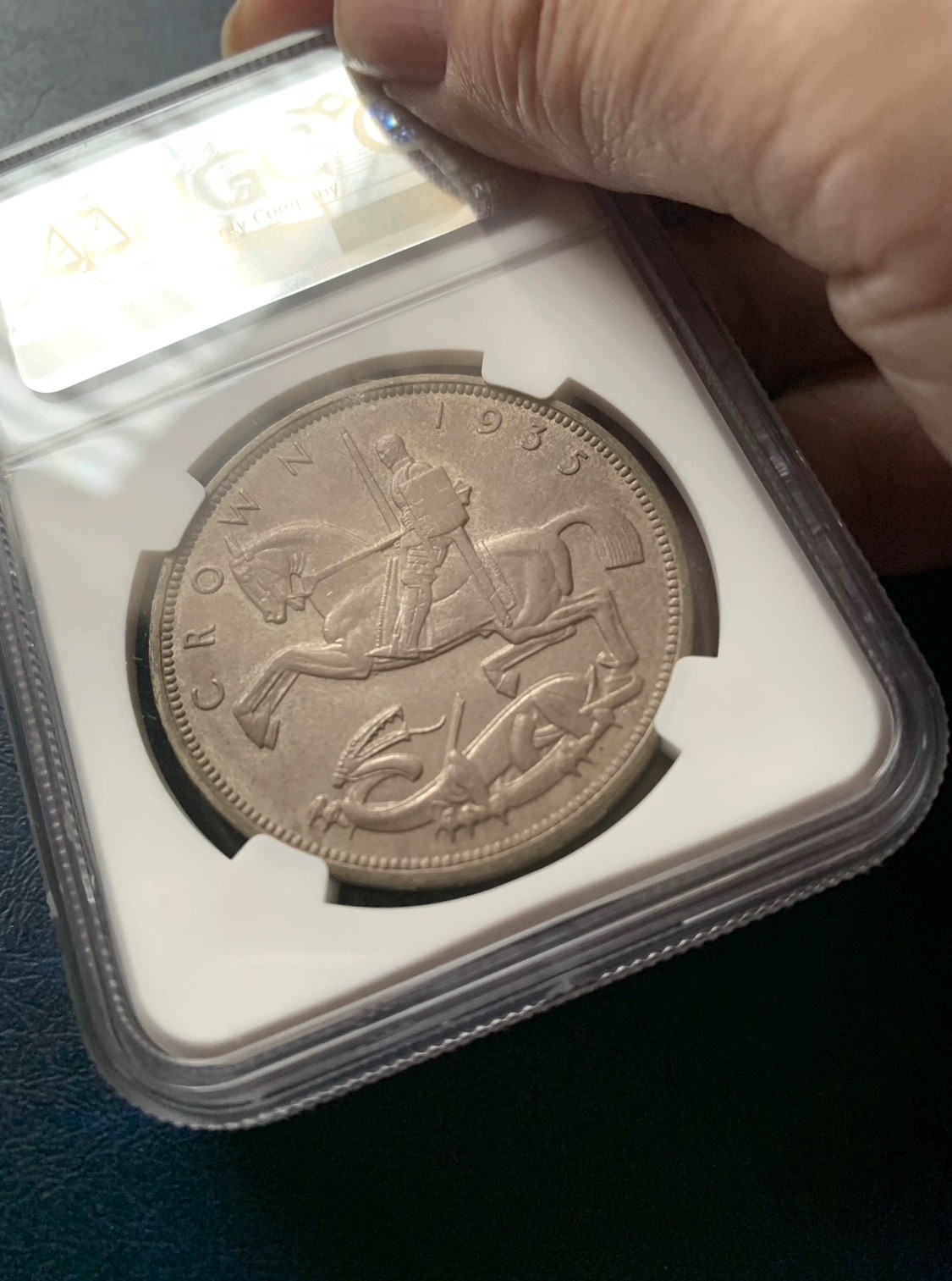 1935年英国乔治五世1克朗木马剑大银币NGC-MS63 1935年英国乔治五世1克朗木马剑大银币NGC-MS63